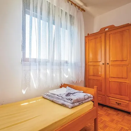 Beautiful Apartment In Novi Vinodolski With Wifi Apartment