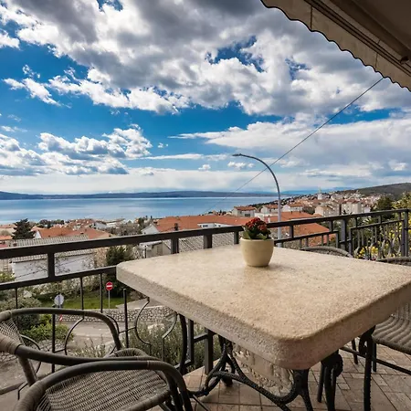 Beautiful Apartment In Novi Vinodolski With Wifi Apartment