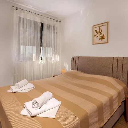 Apartament Awesome In *